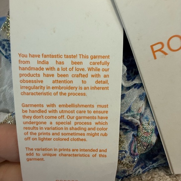 Rococo Sand Blue and White Floral Blouse - Picture 8 of 13